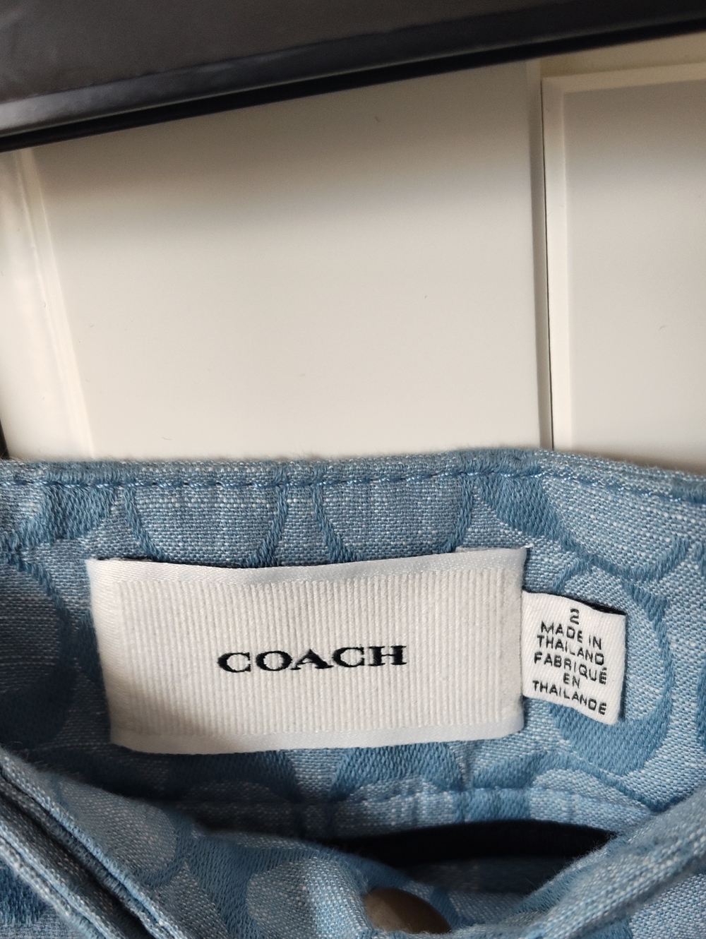 *RARE* COACH Signature Denim Skirt - Picture 2 of 6